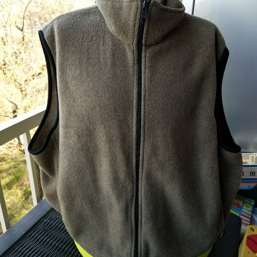 Woolrich Polartec Tan Vest Fleece 2XL